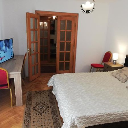 Casa Bucur Hotel Tîrgu Ocna Екстериор снимка
